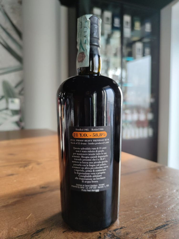 Caroni 1985/2006 21 Jahre 58,8 % Velier (ohne Box)