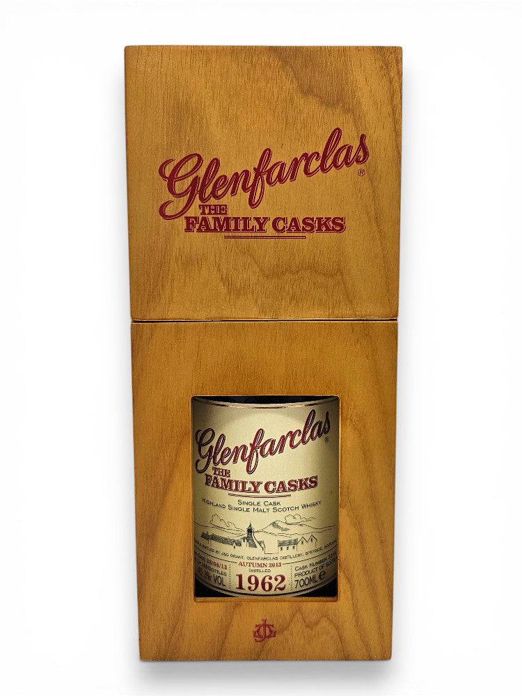 Glenfarclas 1962/2013 The Family Cask #3245 45,3% 700ml